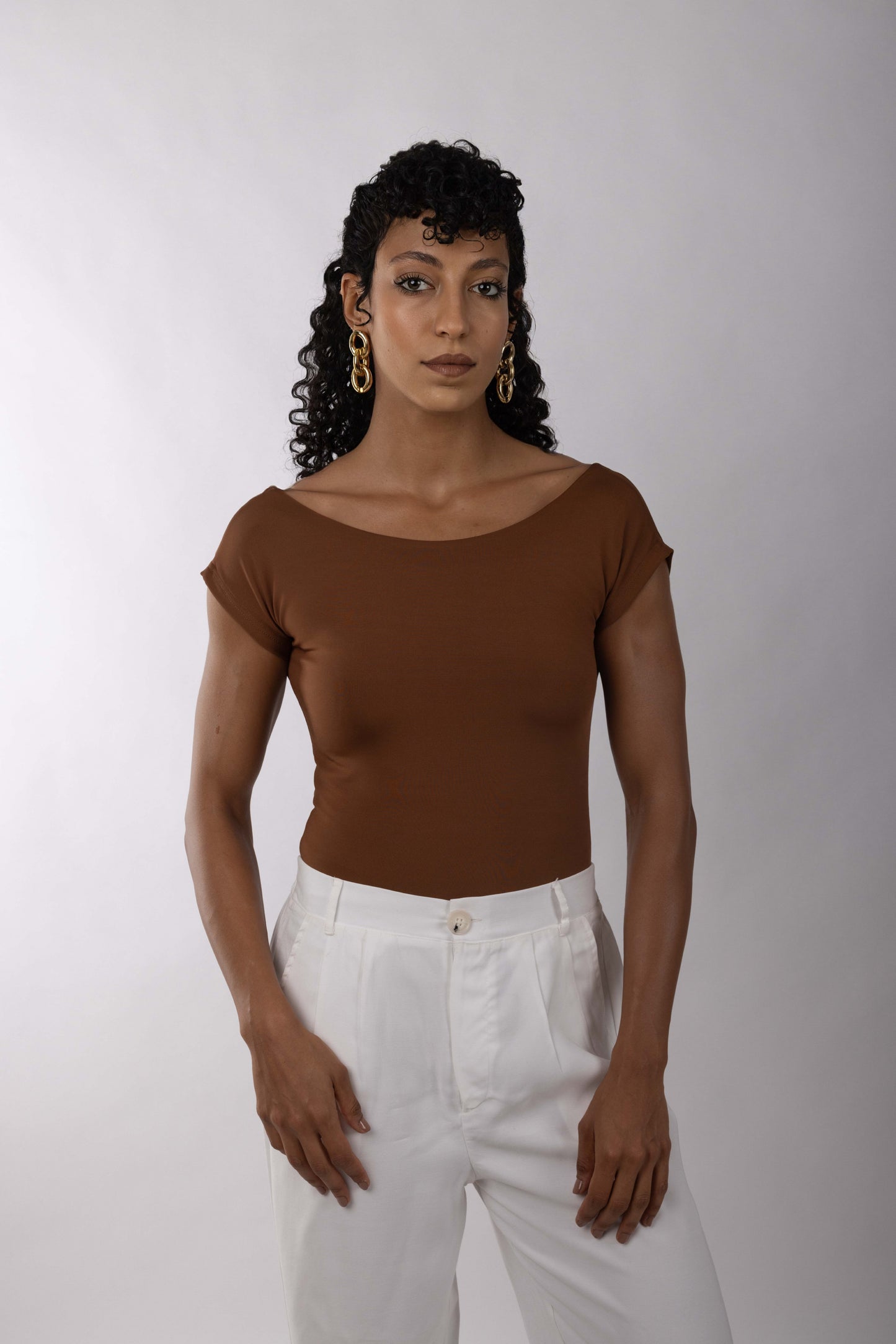 4008 - Short Sleeve Naked Back Top